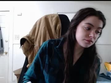 rosegold18's chat room