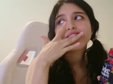 elisparadisex's chat room