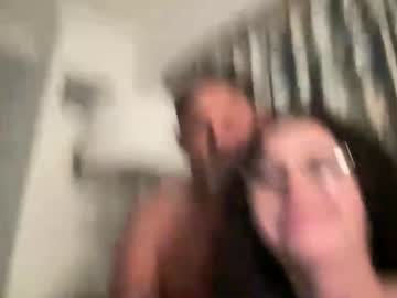 akthroating's chat room