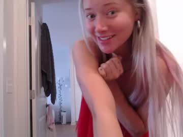 lilyyymonroee's chat room