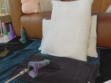 taylor_love_303's chat room