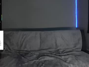 mrmrslustt's chat room