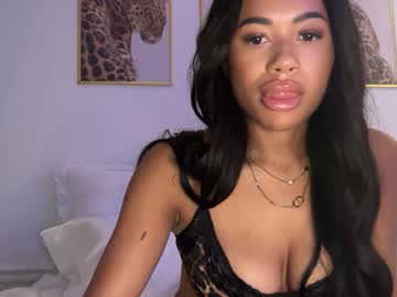 arianasiren's chat room