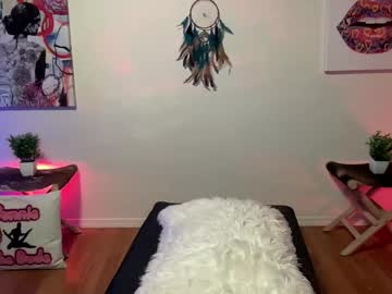 bunnieandthedude's chat room