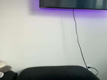 lightbluepufferfish's chat room