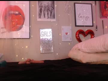 milf_lacey's chat room