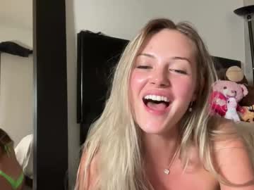 luvaimee's chat room