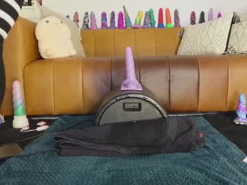 taylor_love_303's chat room