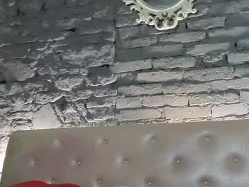 vixvixenn's chat room