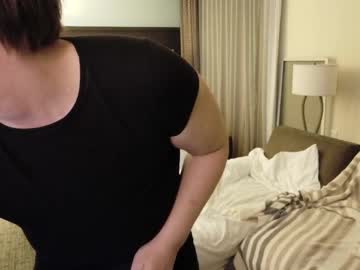 ashelynngrey1986's chat room