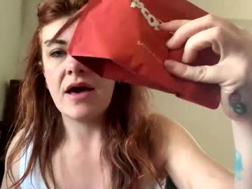 intothewoodswego's chat room