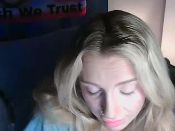 lolaa555's chat room