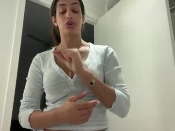 camiliakxoxo's chat room