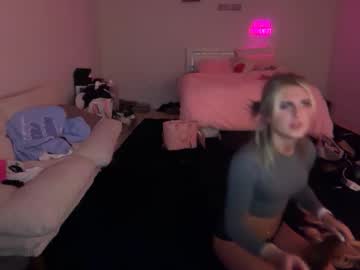 kenziesmithh's chat room