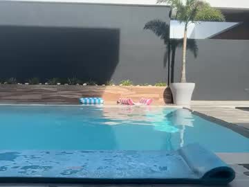 chloecookk's chat room