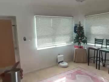 little_lies's chat room