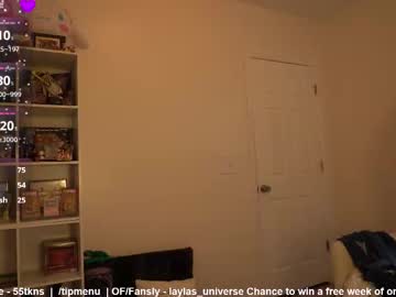 laylas_universe's chat room