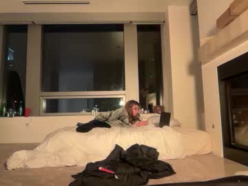 lilybrown07's chat room