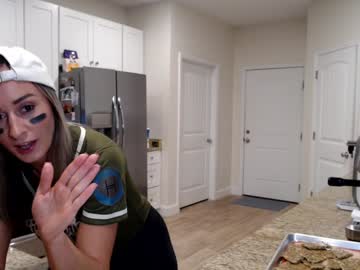 holihurricane's chat room