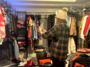 intothewoodswego's chat room