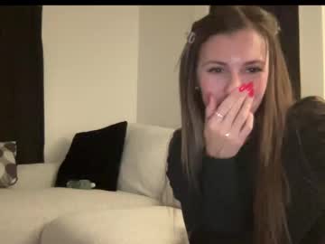 laylahlaylah1's chat room