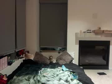 lilybrown07's chat room