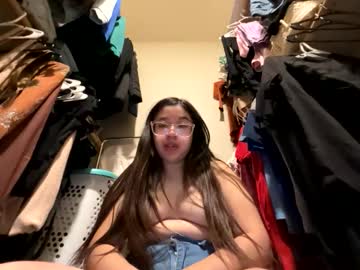 sexylatina22493587's chat room