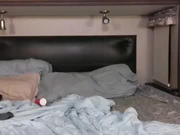 hawktuahgwakgwakmom's chat room