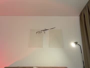 onlybloomm's chat room