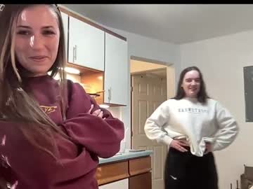 laylahlaylah1's chat room