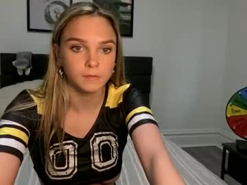 scarletterose_504259's chat room