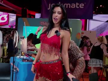 bunnydollstella's chat room