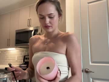 luvaimee's chat room