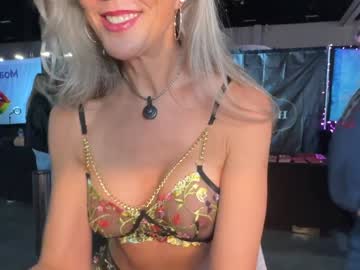 sunnie_dayz's chat room