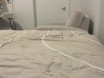 hazelnuut's chat room