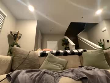 auroraviixen's chat room