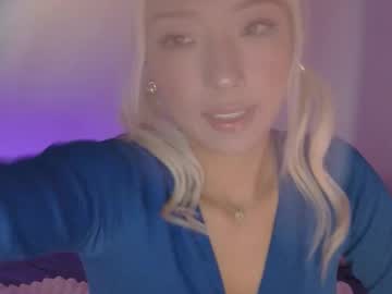 vivianwinters's chat room