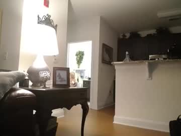 hotblondemilf1962's chat room