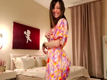 newchloe18's chat room