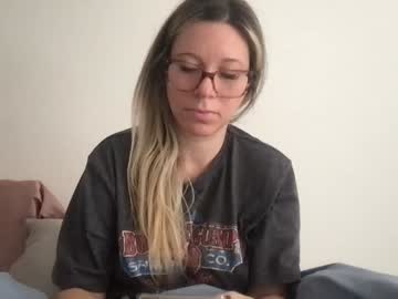 texas_blonde's chat room