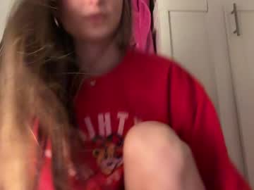 fantasyella's chat room