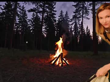 kaileeshy's chat room