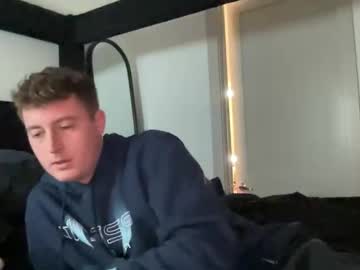 paisleyluvv's chat room