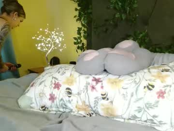 skybella_'s chat room