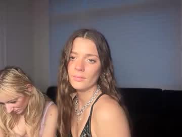 miamoorexo's chat room