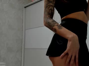 v_deville's chat room