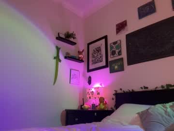 hannahtaylorr's chat room