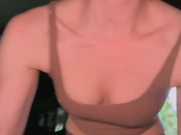 kaileeshy's chat room