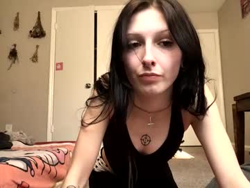 kikiimiink's chat room