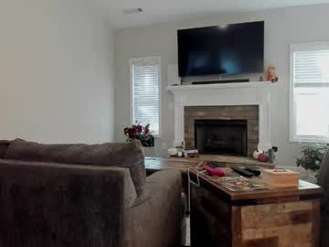 valerysquirt_19's chat room